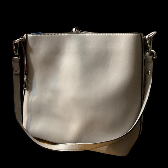 West Bronco Grey Shoulder Bag - Picture 4 of 6